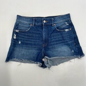 Express Super High Rise Distressed Medium Wash Raw Hem Mom Shorts Size 8